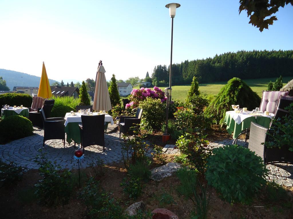 Berghotel Schiller Schonach im Schwarzwald Pokoj fotografie